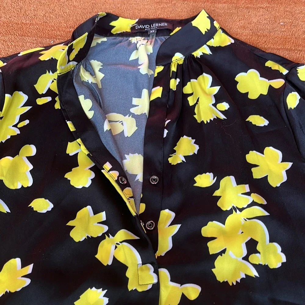 Spring blouse - Picture 3 of 5